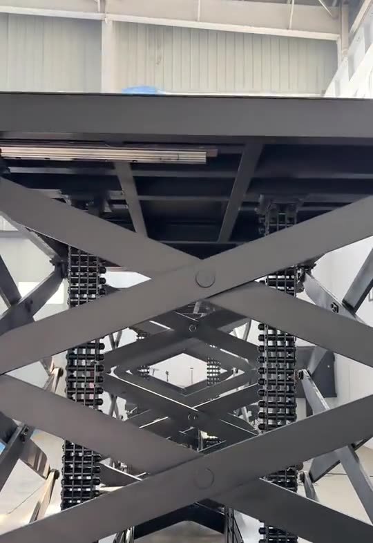 Rigid chain lift table stability test